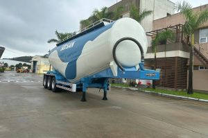 Bồn chở xi măng rời 54 khối Soosan