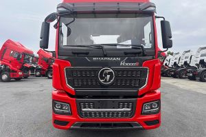 Đầu kéo 1 cầu Shacman động cơ 300Hp